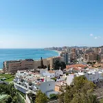 Holiday home Modern Townhouse With Stunning View