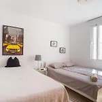 Modern Townhouse With Stunning View بيت للعطل