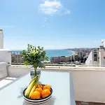 Modern Townhouse With Stunning View بيت للعطل *
