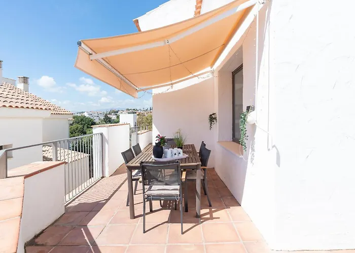 Modern Townhouse With Stunning View Holiday home Fuengirola