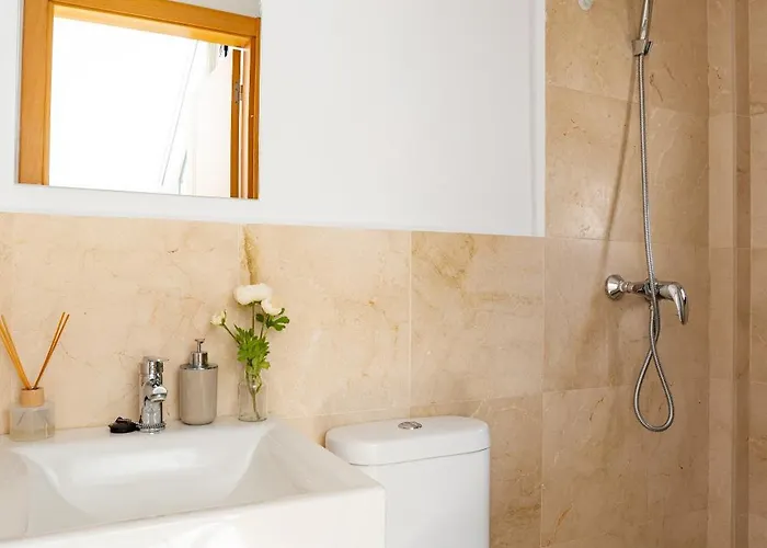 Modern Townhouse With Stunning View