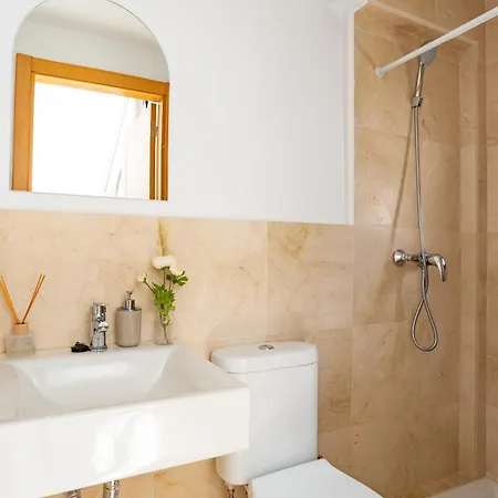 Modern Townhouse With Stunning View