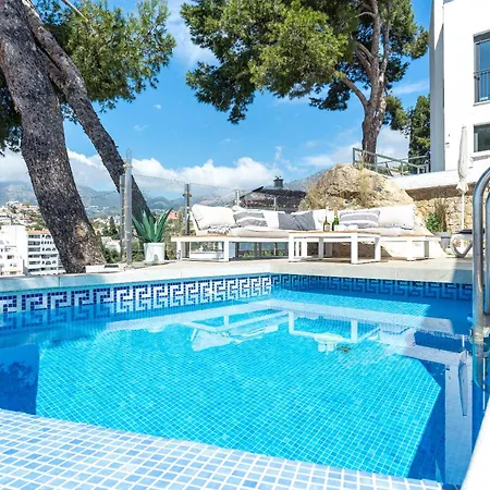 Modern Townhouse With Stunning View