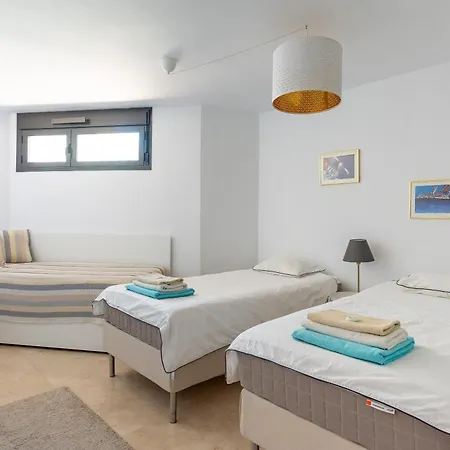 Modern Townhouse With Stunning View * Фуенхірола